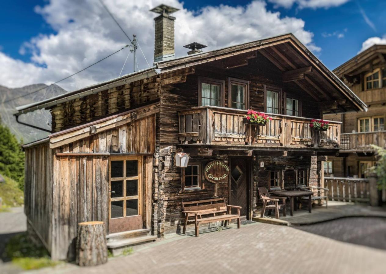 Hotel Silbertal - Almhuetten Sölden Exterior foto
