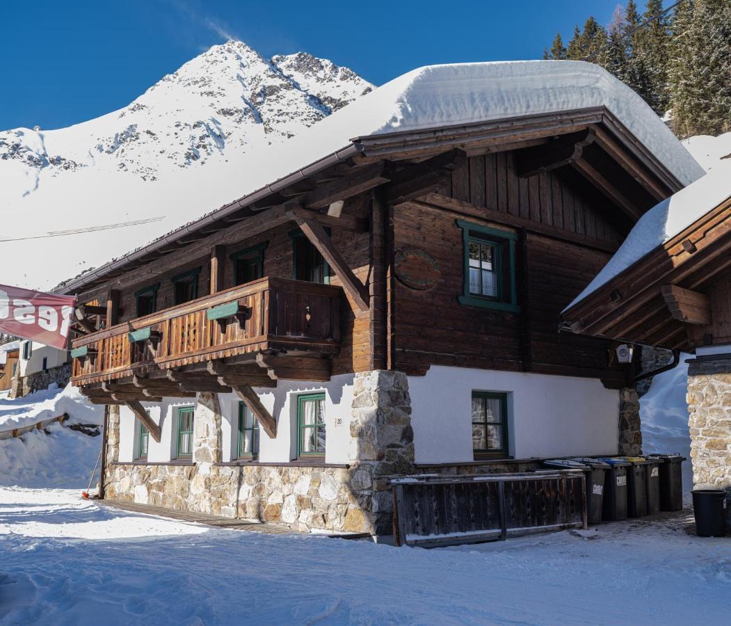 Hotel Silbertal - Almhuetten Sölden Exterior foto