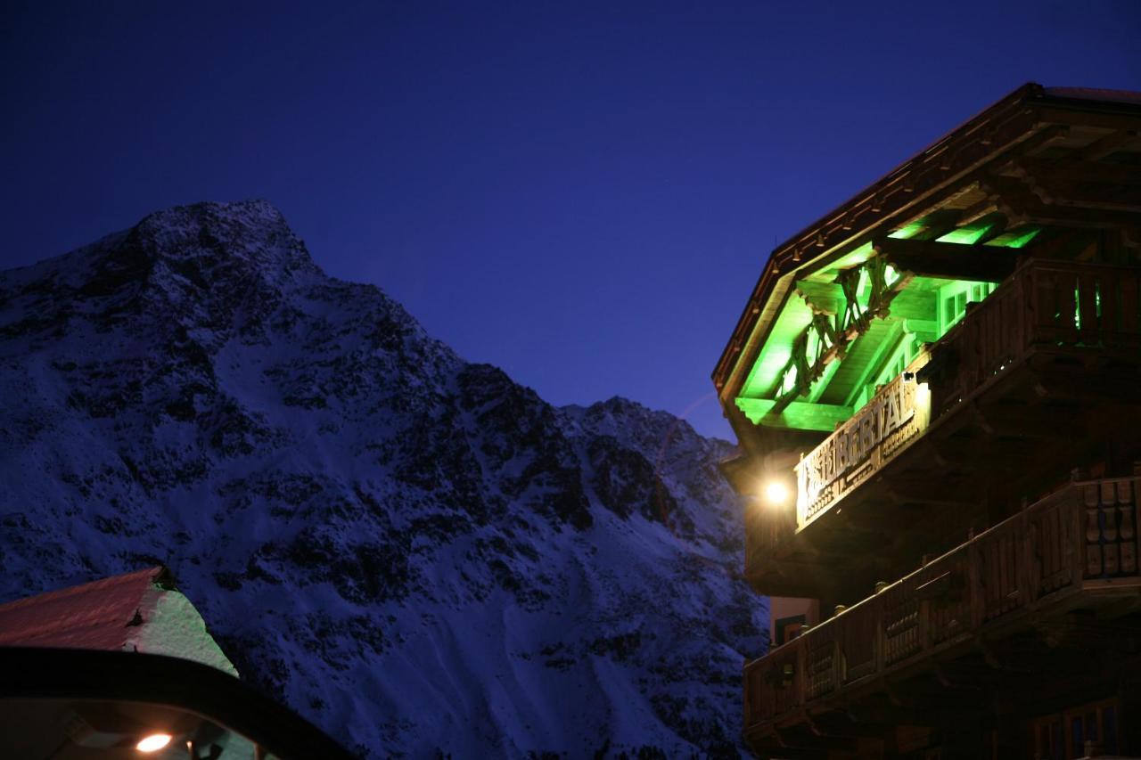 Hotel Silbertal - Almhuetten Sölden Exterior foto